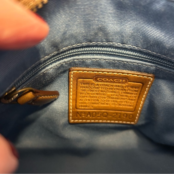 COACH patchwork purse - Picture 4 of 8